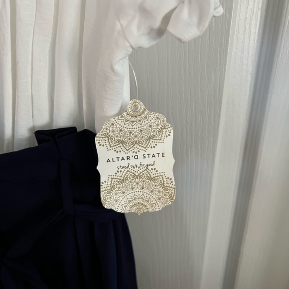 NWT Altar’d State Jumper - white/navy size S - Picture 6 of 11